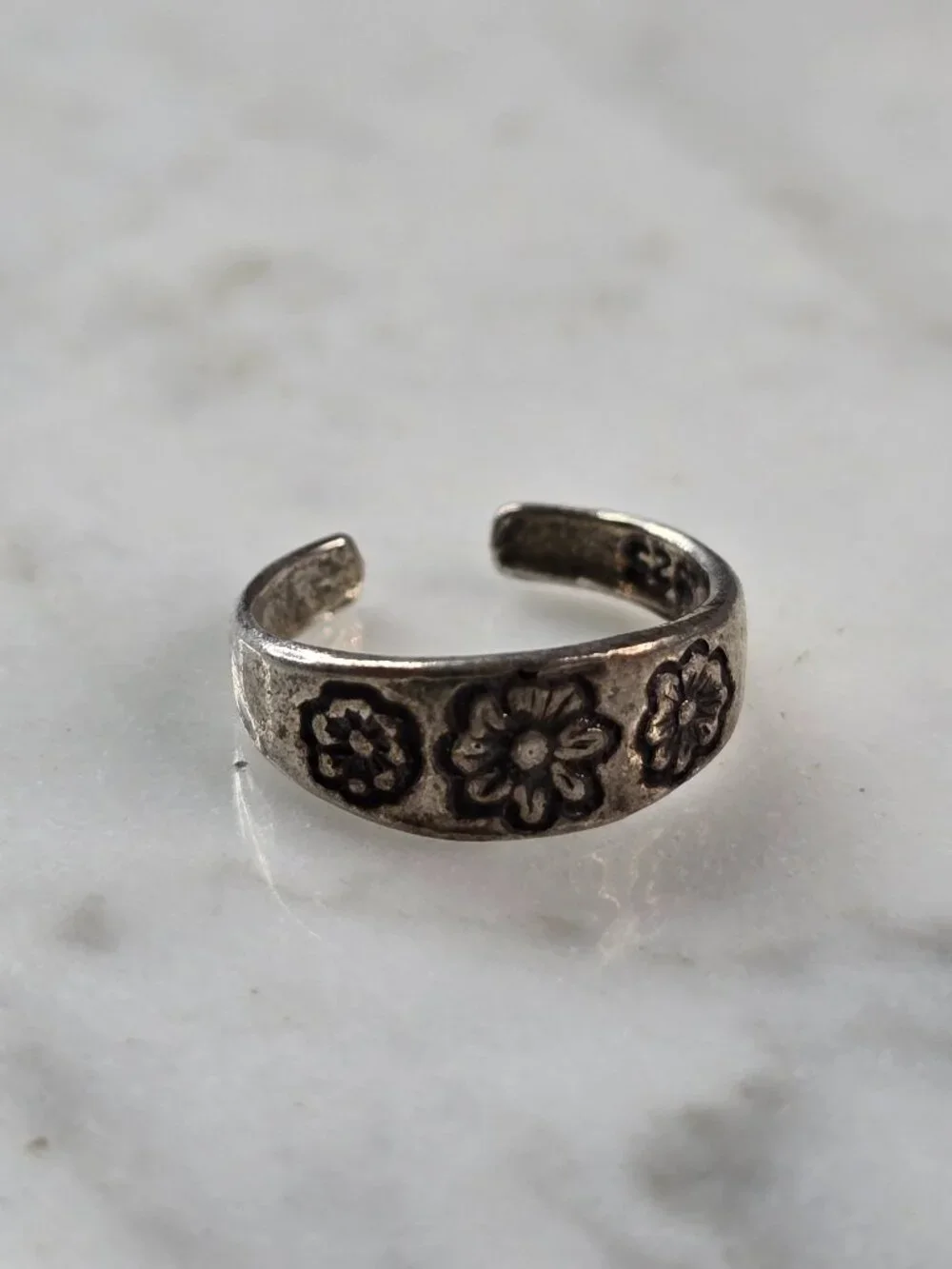 Womens Vintage Estate Sterling Silver Floral Toe Ring 1.2g, E4145